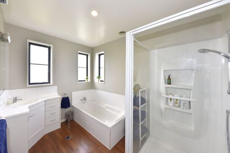 Photo of property in 37 Mcmahon Drive, Aidanfield, Christchurch, 8025