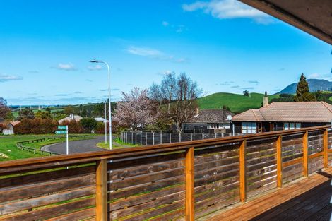 Photo of property in 4 Kauri Drive, Wairakei, Taupo, 3332