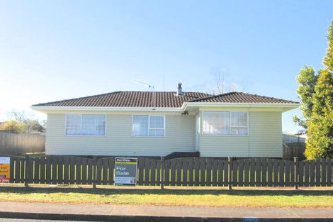 Photo of property in 118 Cargill Street, Papakura, 2110