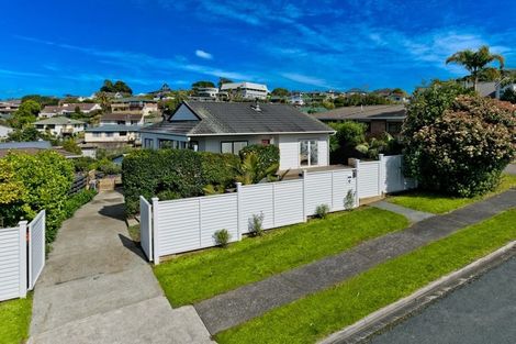 Photo of property in 48 Polkinghorne Drive, Manly, Whangaparaoa, 0930