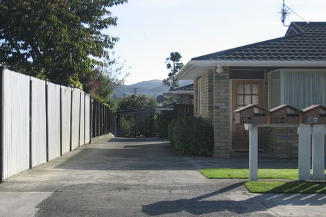 Photo of property in 2/3 Kennedy Grove, Stokes Valley, Lower Hutt, 5019