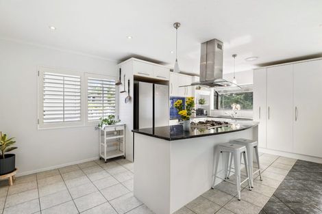 Photo of property in 2/74 Glamorgan Drive, Torbay, Auckland, 0630