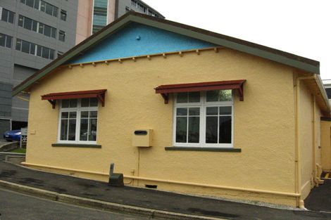 Photo of property in 1 Leithbank, North Dunedin, Dunedin, 9016