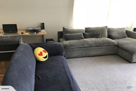 Photo of property in 14 Yeovil Road, Te Atatu Peninsula, Auckland, 0610