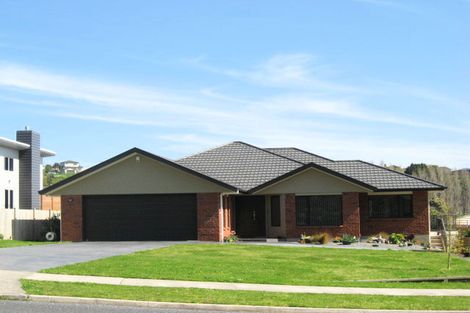 Photo of property in 223 Heta Road, Merrilands, New Plymouth, 4312