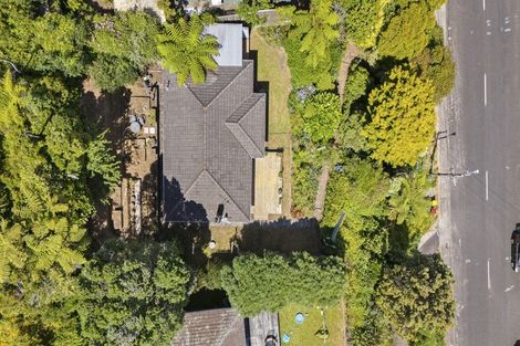 Photo of property in 35 Queens Road, Glen Avon, New Plymouth, 4312