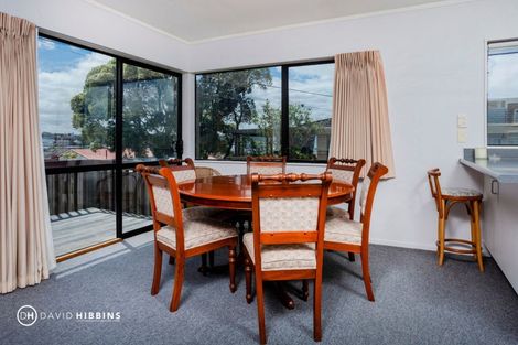 Photo of property in 1/12 Anne Road, Hillcrest, Auckland, 0627