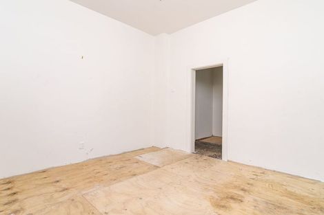 Photo of property in 32 Neidpath Road, Mornington, Dunedin, 9011