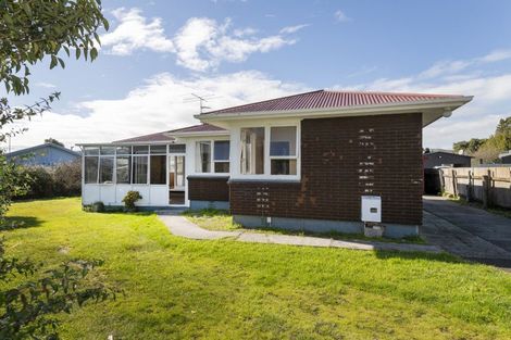 Photo of property in 16 Ropata Street, Kaiti, Gisborne, 4010