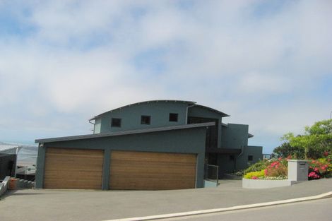 Photo of property in 2 Avery Place, Redcliffs, Christchurch, 8081