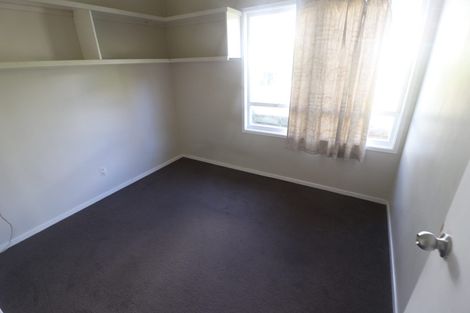 Photo of property in 4 Teviot Place, Totara Vale, Auckland, 0629