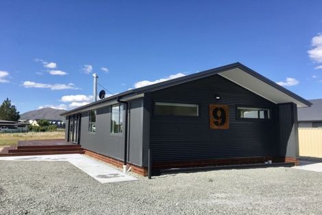 Photo of property in 9 Cirrus Place, Omarama, 9412