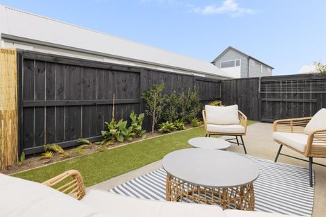 Photo of property in 2 Chain Place, Papamoa, 3118