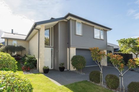 Photo of property in 48 Titirangi Crescent, Parklands, Christchurch, 8083