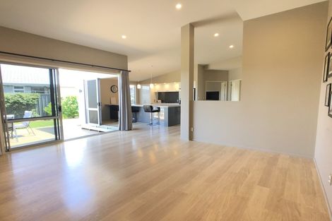 Photo of property in 4 Pania Place, Poraiti, Napier, 4112