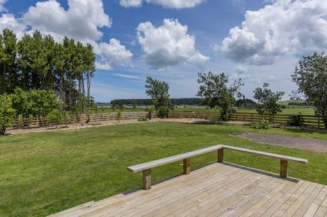 Photo of property in 335 Kawiu Road, Levin, 5510