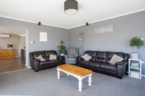 Photo of property in 10 Warren Crescent, Hillmorton, Christchurch, 8025