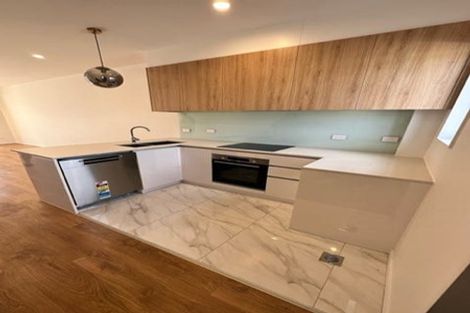 Photo of property in 6/26 Springvale Drive, Fairview Heights, Auckland, 0632