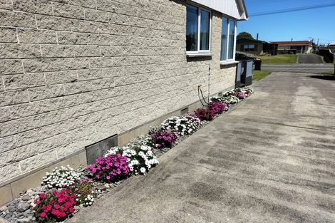 Photo of property in 27 Seabury Avenue, Foxton Beach, Foxton, 4815