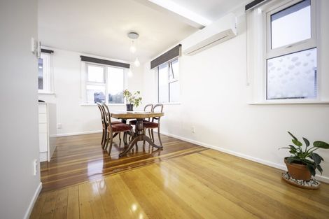 Photo of property in 15 Enderby Drive, Te Atatu Peninsula, Auckland, 0610