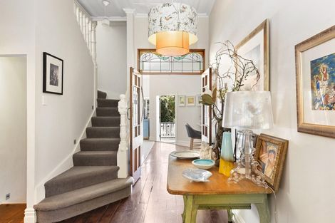 Photo of property in 1/36 Maritime Terrace, Birkenhead, Auckland, 0626