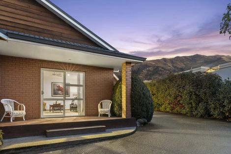 Photo of property in 81 Meadowstone Drive, Wanaka, 9305