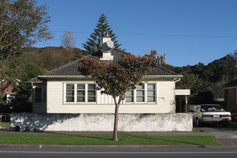 Photo of property in 114 Naenae Road, Naenae, Lower Hutt, 5011