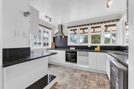 Photo of property in 41 Wairau Avenue, Avondale, Auckland, 1026