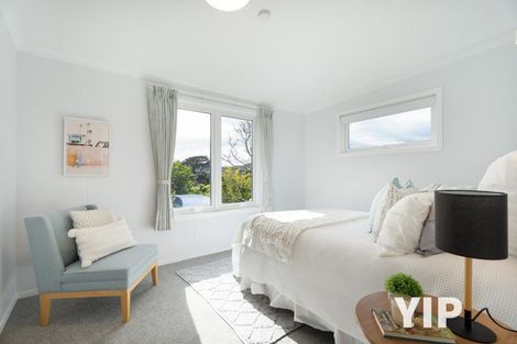 Photo of property in 23 Padnell Crescent, Paparangi, Wellington, 6037