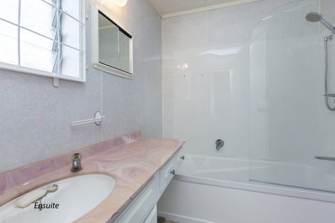 Photo of property in 41 Pine Avenue, Ebdentown, Upper Hutt, 5018