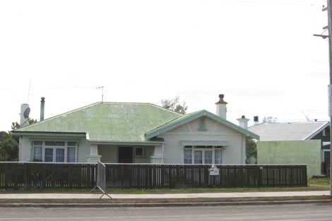 Photo of property in 32 Carlton Avenue, Gonville, Whanganui, 4500