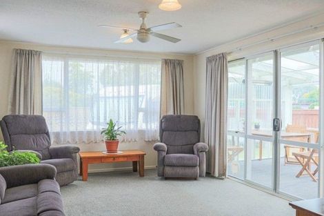 Photo of property in 4 Matipo Place, Edgecumbe, 3120