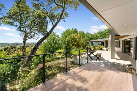 Photo of property in 586 Whitford Road, Whitford, Howick, 2571