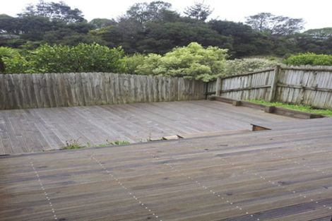 Photo of property in 72 Bluebird Crescent, Unsworth Heights, Auckland, 0632