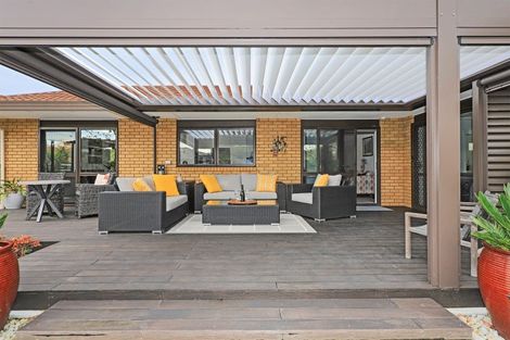 Photo of property in 3 Kensington Drive, Taradale, Napier, 4112