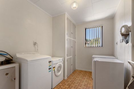 Photo of property in 111 Waikawa Road, Picton, 7220