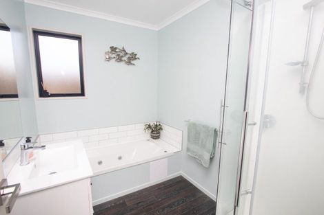 Photo of property in 81 Morris Road, Newland, Ashburton, 7772