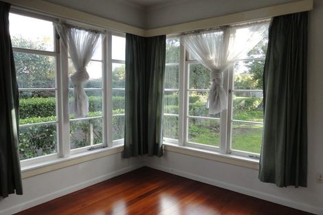 Photo of property in 29 Tamaki Bay Drive, Pakuranga, Auckland, 2010