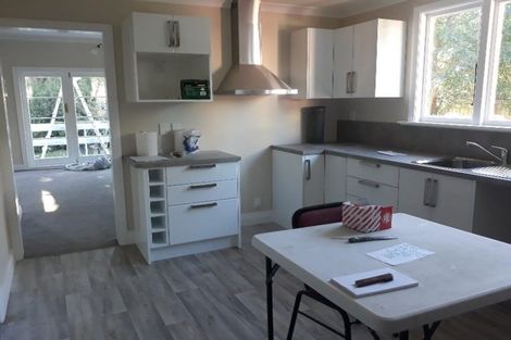 Photo of property in 41 Cambridge Terrace, Waiwhetu, Lower Hutt, 5010