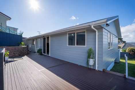 Photo of property in 24a Hiwi Crescent, Titahi Bay, Porirua, 5022