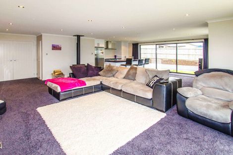 Photo of property in 26 Severn Street, Green Island, Dunedin, 9018