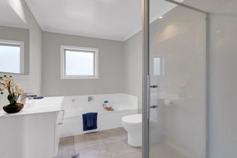 Photo of property in 69 Ridgedale Crescent, Flagstaff, Hamilton, 3210