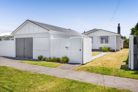 Photo of property in 28a Napier Street, Opunake, 4616