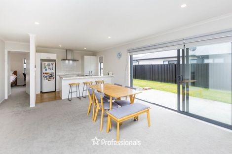 Photo of property in 36 Filmer Crescent, Wallaceville, Upper Hutt, 5018