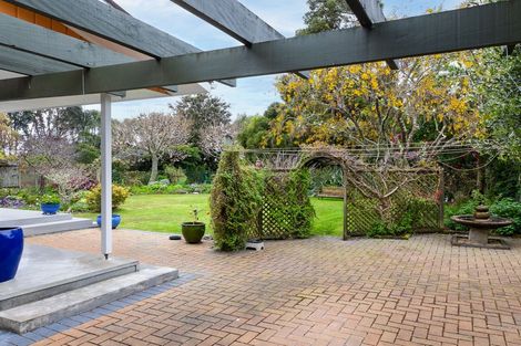 Photo of property in 249 Te Moana Road, Waikanae, 5036