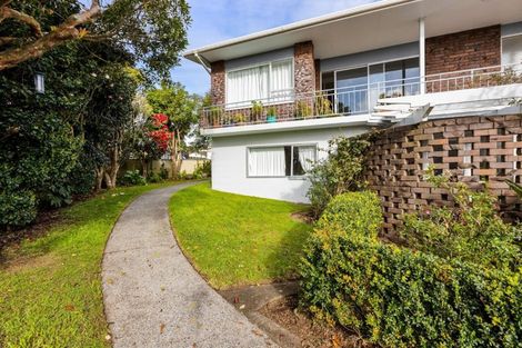Photo of property in 18d Montana Place, Merrilands, New Plymouth, 4312