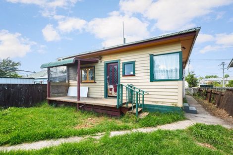 Photo of property in 6 Corbett Street, Paeroa, 3600