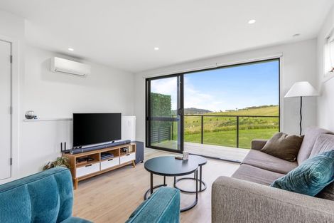 Photo of property in 19/23 Makomako Drive, Orewa, 0931