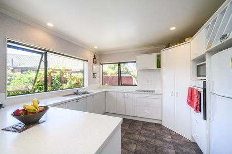 Photo of property in 97 Summerhill Drive, Fitzherbert, Palmerston North, 4410