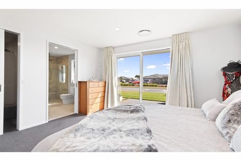 Photo of property in 1 Tara Crescent, Woodend, 7610